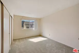 17105 Palisades Cir, Pacific Palisades, CA 90272 - Photo 18