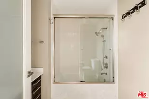 10350 Wilshire Blvd, Los Angeles, CA 90024 - Photo 24