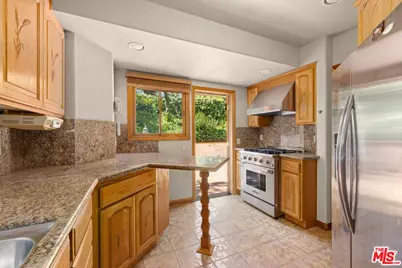 601 N Marquette St, Pacific Palisades, CA 90272 - Photo 10
