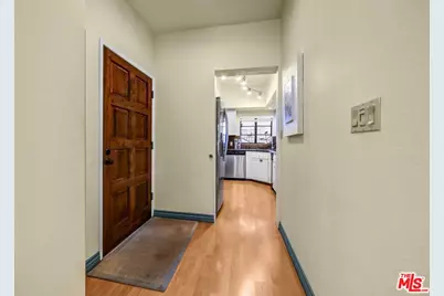 1313 Valley View Rd #213, Glendale, CA 91202 - Photo 4