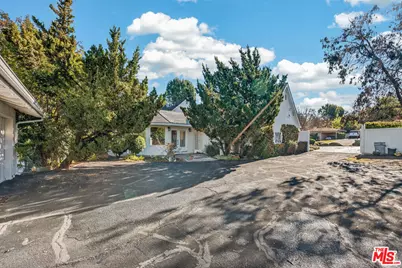 5119 Quakertown Ave, Woodland Hills, CA 91364 - Photo 42