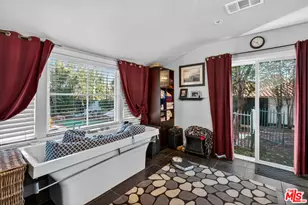 5119 Quakertown Ave, Woodland Hills, CA 91364 - Photo 22