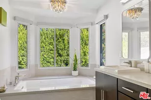 12004 Briarvale Ln, Studio City, CA 91604 - Photo 32
