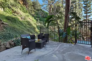 2700 Cahuenga Blvd, Los Angeles, CA 90068 - Photo 36