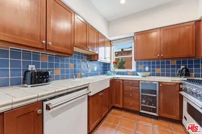 1414 N Harper Ave #5, West Hollywood, CA 90046 - Photo 8