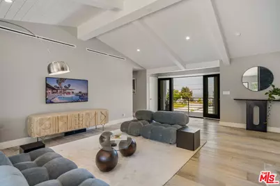 8400 Mulholland Dr, Los Angeles, CA 90046 - Photo 8