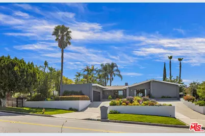 8400 Mulholland Dr, Los Angeles, CA 90046 - Photo 2