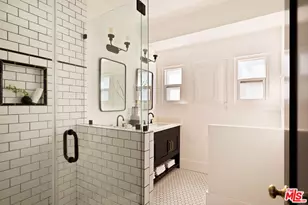 1925 W 41st St, Los Angeles, CA 90062 - Photo 32