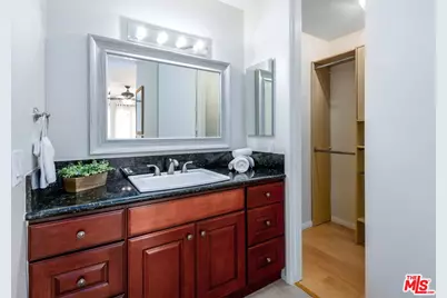 6050 Canterbury Dr #E317, Culver City, CA 90230 - Photo 16