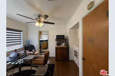 3284 Cherokee Ave, South Gate, CA 90280 - Photo 8