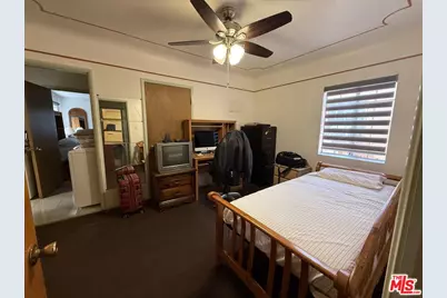 3284 Cherokee Ave, South Gate, CA 90280 - Photo 18