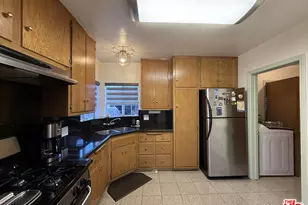 3284 Cherokee Ave, South Gate, CA 90280 - Photo 14