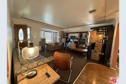 3284 Cherokee Ave, South Gate, CA 90280 - Photo 6