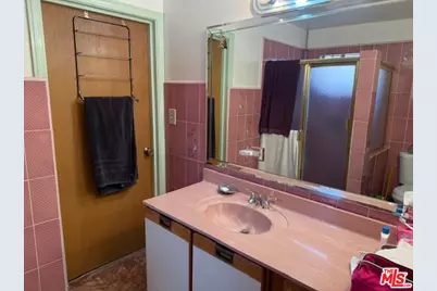 3284 Cherokee Ave, South Gate, CA 90280 - Photo 30