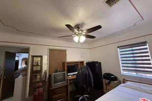 3284 Cherokee Ave, South Gate, CA 90280 - Photo 22