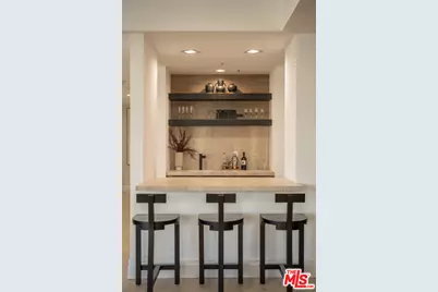 10430 Wilshire Blvd #802, Los Angeles, CA 90024 - Photo 6