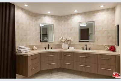 10430 Wilshire Blvd #802, Los Angeles, CA 90024 - Photo 20