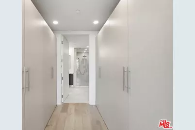 505 S Barrington Ave #104, Los Angeles, CA 90049 - Photo 16