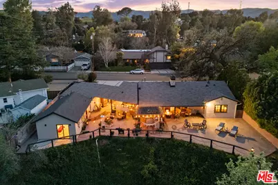 24316 Arcadia St, Newhall, CA 91321 - Photo 40