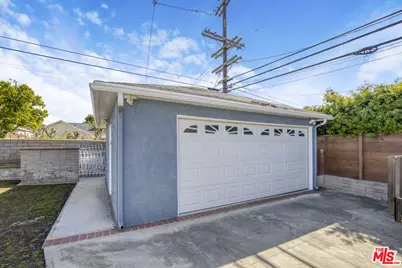 6264 Mosley Ave, Los Angeles, CA 90056 - Photo 26