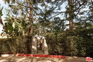 8882 Lookout Mountain Ave, Los Angeles, CA 90046 - Photo 32