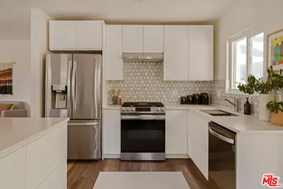 4303 Stillwell Ave, Los Angeles, CA 90032 - Photo 10