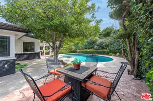 16012 Meadowcrest Rd, Sherman Oaks, CA 91403 - Photo 42