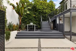 9031 Elevado St, West Hollywood, CA 90069 - Photo 26