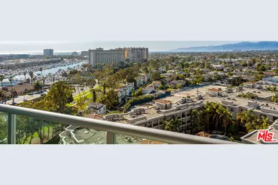 13700 Marina Pointe Dr #1411, Marina del Rey, CA 90292 - Photo 2