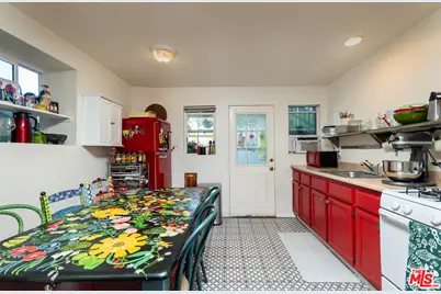 1556 Rollins Dr, Los Angeles, CA 90063 - Photo 42