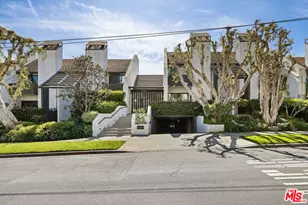 10720 Ohio Ave, Los Angeles, CA 90024 - Photo 32