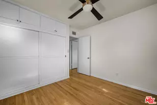 13452 Delano St, Van Nuys, CA 91401 - Photo 22