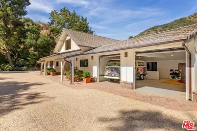 3099 Mandeville Canyon Rd, Los Angeles, CA 90049 - Photo 44