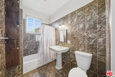 1147 S Westlake Ave, Los Angeles, CA 90006 - Photo 34