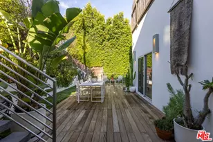 8171 Mannix Dr, Los Angeles, CA 90046 - Photo 28