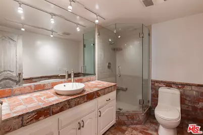22548 Pacific Coast Hwy #101, Malibu, CA 90265 - Photo 10