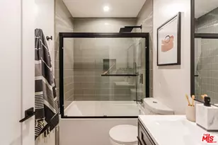 3014 S Norton Ave, Los Angeles, CA 90018 - Photo 18