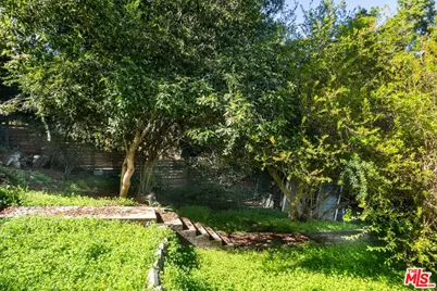 3468 Oak Glen Dr, Los Angeles, CA 90068 - Photo 10