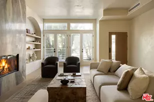 18 Voyage St, Marina del Rey, CA 90292 - Photo 2