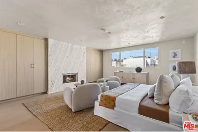 18 Voyage St, Marina del Rey, CA 90292 - Photo 22