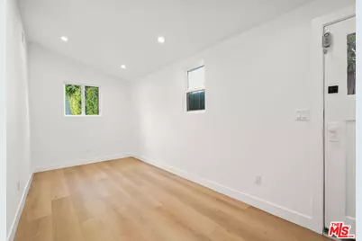 318 N Huntley Dr, West Hollywood, CA 90048 - Photo 24
