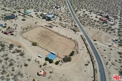 55626 Pipes Canyon Rd, Yucca Valley, CA 92284 - Photo 58