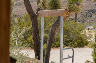 55626 Pipes Canyon Rd, Yucca Valley, CA 92284 - Photo 20