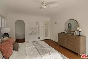 151 N Poinsettia Pl, Los Angeles, CA 90036 - Photo 20