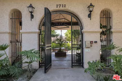 1711 Grismer Ave #72, Burbank, CA 91504 - Photo 30
