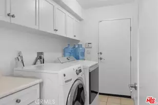 6021 Dawn Crk, Playa Vista, CA 90094 - Photo 20