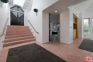 7805 Veragua Dr, Playa del Rey, CA 90293 - Photo 4