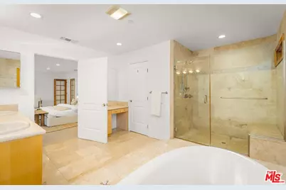 3724 Dixie Canyon Ave, Sherman Oaks, CA 91423 - Photo 26