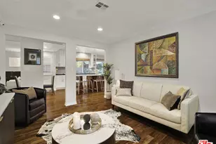 19410 Shenango Dr, Tarzana, CA 91356 - Photo 12