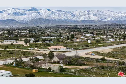 6906 Phelan Rd, Phelan, CA 92371 - Photo 36